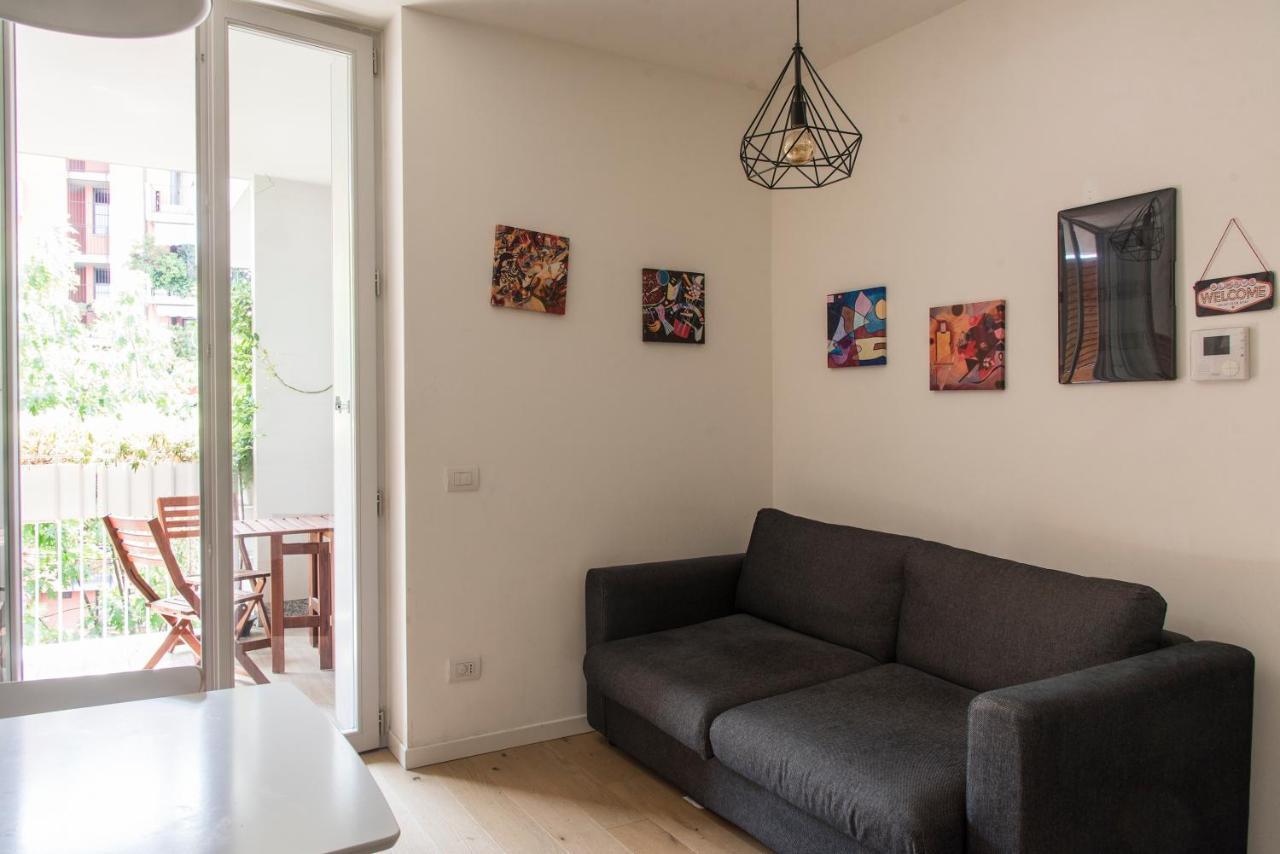 Apartamento Youhosty - Monviso 32 Milán Exterior foto